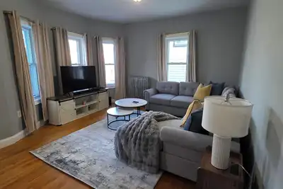 Image de The Maverick Upstairs - Lux Apartment - Near Airport/Downtown - New!