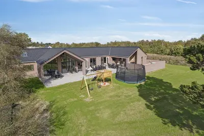 Image de Maison confortable à Jerup avec sauna