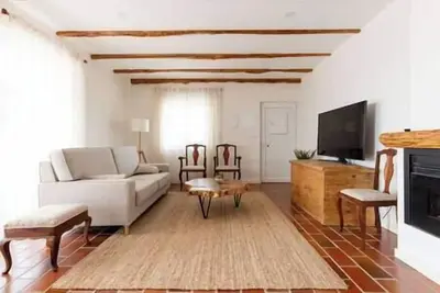 Image de Countryside Charm Near Wedding Venue w/ Bbq Patio