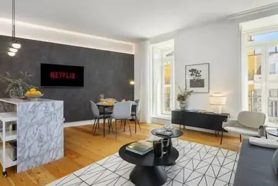 Image de Exclusive City Hideaway w/ Outdoor Space for Pets