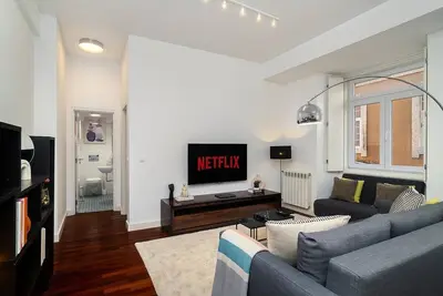 Image de Elegant Chiado Retreat: Comfort in Lisbon's Heart