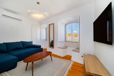 Image de Exclusive Stay in a Prime Location w/ River View