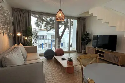 Image de Cozy Riverside Apartment in Trafaria