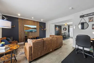 Image de Extended Stays • 2br 2. 5ba • Game Area • W/D