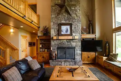 Image de Vista 14 - Luxury Lodge, Hot Tub, Sharc, Bikes, A/C, Location!