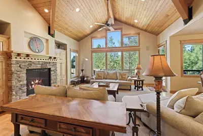 Image de Wallowa 22 - Hot Tub, Foosball, A/C, Easy North End Access