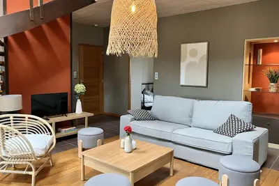 Image de Gîte spacieux à Montbeugny, 14 pers. , animaux acceptés