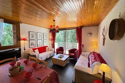 Image de Appartement lumineux près des pistes avec balcon et parking privé