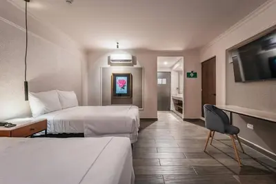 Image de Tropical City Break | Stylish Double Rooms perfect for Family & Friends