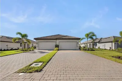 Image de Pet-Friendly Verdana Village Villa | 3br| Sleeps 8 | Pool & Fitness