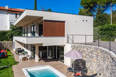 Vila Sunlife with pool&sauna by Villas Guide