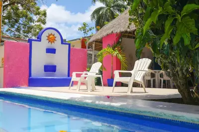 Image de 2 Units | Family Stay in Cancún | Pool & Gardens Near Puerto Juárez Beach