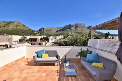 Image de Coastal Village House, 3-Bed, 2 En-Suite, Sea and Mountain Views, Roof Terrace