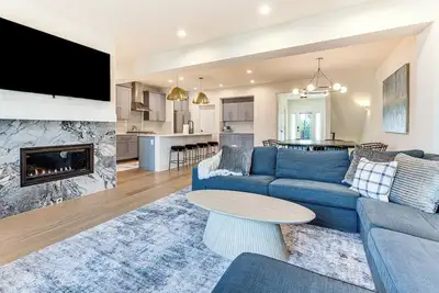 Image de Family Haven, Walk to Dtwn Erie: Bring Your Pets!