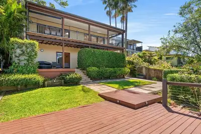Image de Terrigal Sunrise with lake views
