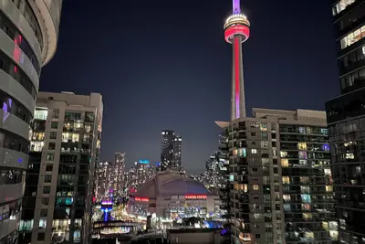 Image de Cozy 2-bedroom condo with Ac, fitness room in pleasant Toronto downtown