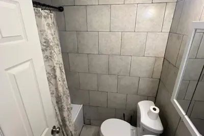 Image de Delightful apartment with Ac in Lansdowne