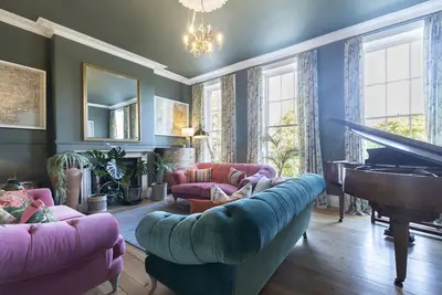 Image de Prestige-Maison-Salle de bain privée-Vue sur Rue