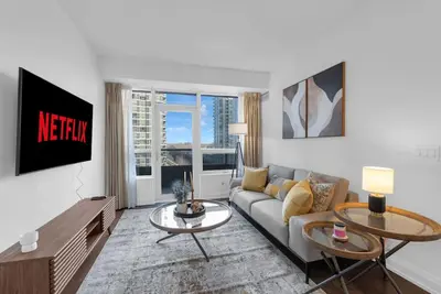 Image de Luxury 2br - Pool/Gym/Sauna - 1 min to Subway