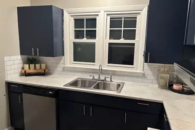 Image de Charming house in city limits of Romney West Virginia.