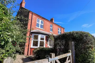 Image de The Manse, pet friendly, character holiday cottage in Whitby