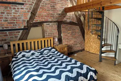 Image de Mallison Cottage, pet friendly, with a garden in Ashton-Under-Lyne