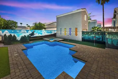 Image de The Hogwarts Experience - Family Friendly - Heated Pool Available - King Bed