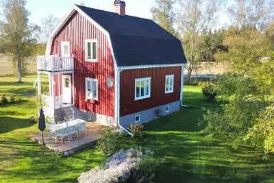 Image de Hus Brobacka - Red Swedish house with sauna & rowing boat