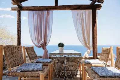 Image de Chambre 'Triple Deluxe 207' avec vue sur la mer, Wi-Fi et climatisation