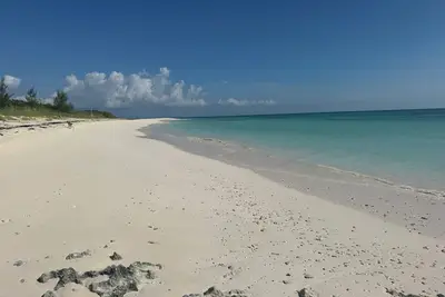 Image de Abaco's New Luxury Resort. . . Beach, Marina, Pool & More! \nOur 4br/4ba Villa