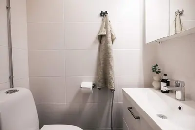 Image de New 2 bdr City Apartment w/Sauna