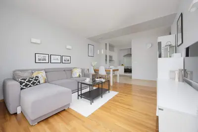 Image de Ryzowa 48  Warsaw   Modern Air-conditioned Apartment with Parking & Balcony