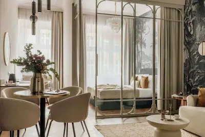 Image de Room in a historic townhouse in the city center