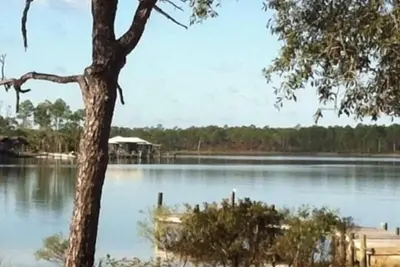 Image de Charming Waterfront Retreat on Palmetto Creek