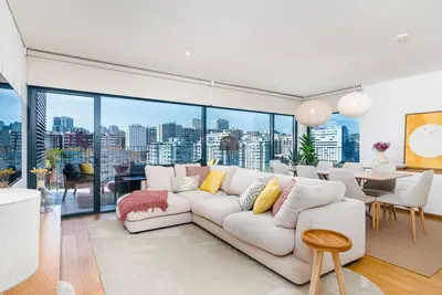 Image de Miraflores Modern Apt w/ Balcony by LovelyStay