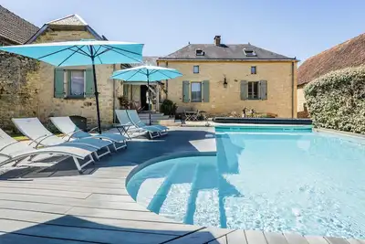 Image de Lantisse, splendide maison tout confort