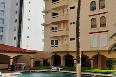 Image de 2 bedroom apartment oceanfront/alberca/amenities