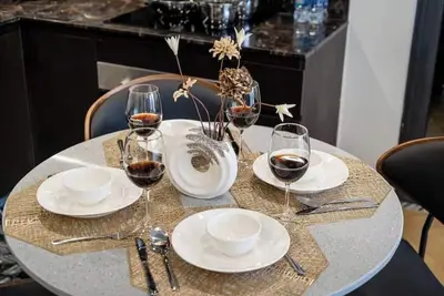 Image de Lumiere Luxury Apt • River View • Pool & Gym