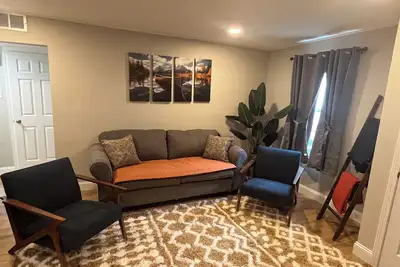 Image de Charming 2br Home in Springfield with Ac near Fairgrounds & Hospital