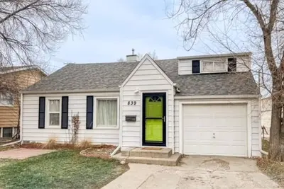 Image de Sweet & Petite Midtown Cottage for 5-Long Stays Welcome