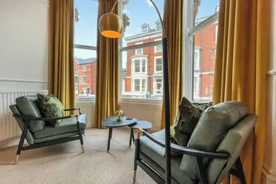 Image de 2 chambres à coucher à Scarborough