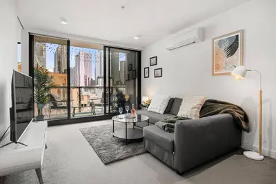 Image de Modern Cbd 2br Free Parking + Stunning City Views