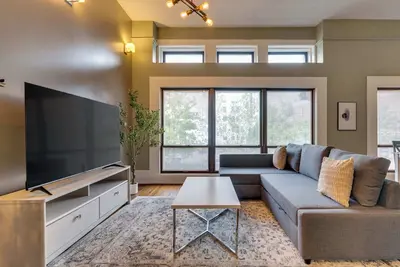 Image de The Jazz Boho Retreat | Covered Parking | Gym | Dt