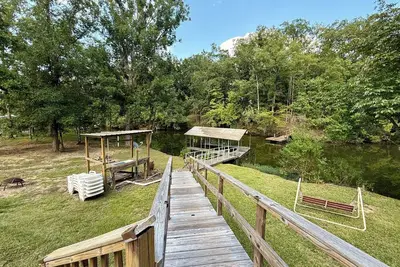 Image de Quiet on the Water Private Dock, Ice Machine Room For The Whole Family and Pets