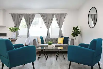 Image de Modern 3br Apt with Parking in Glendale