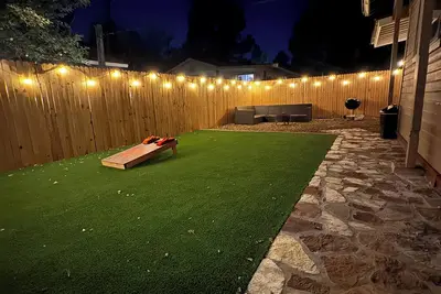 Image de 4-bedroom house in charming Munds Park with Ac