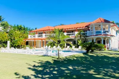 Image de Luxury oceanfront 7 bedrooms villa playa chiquita/Sosua