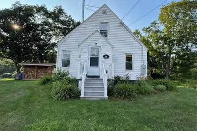 Image de 3-bedroom house, walk to downtown in vibrant Littleton Nh