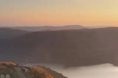 Image de Marvelous 3-bedroom apartment in Panchgani. Balcony facing valley.