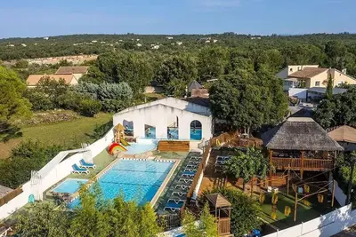 Image de Mobil-home | Comfort | 2 Ch. | 4 pers. | Terrasse surélevée | A/C